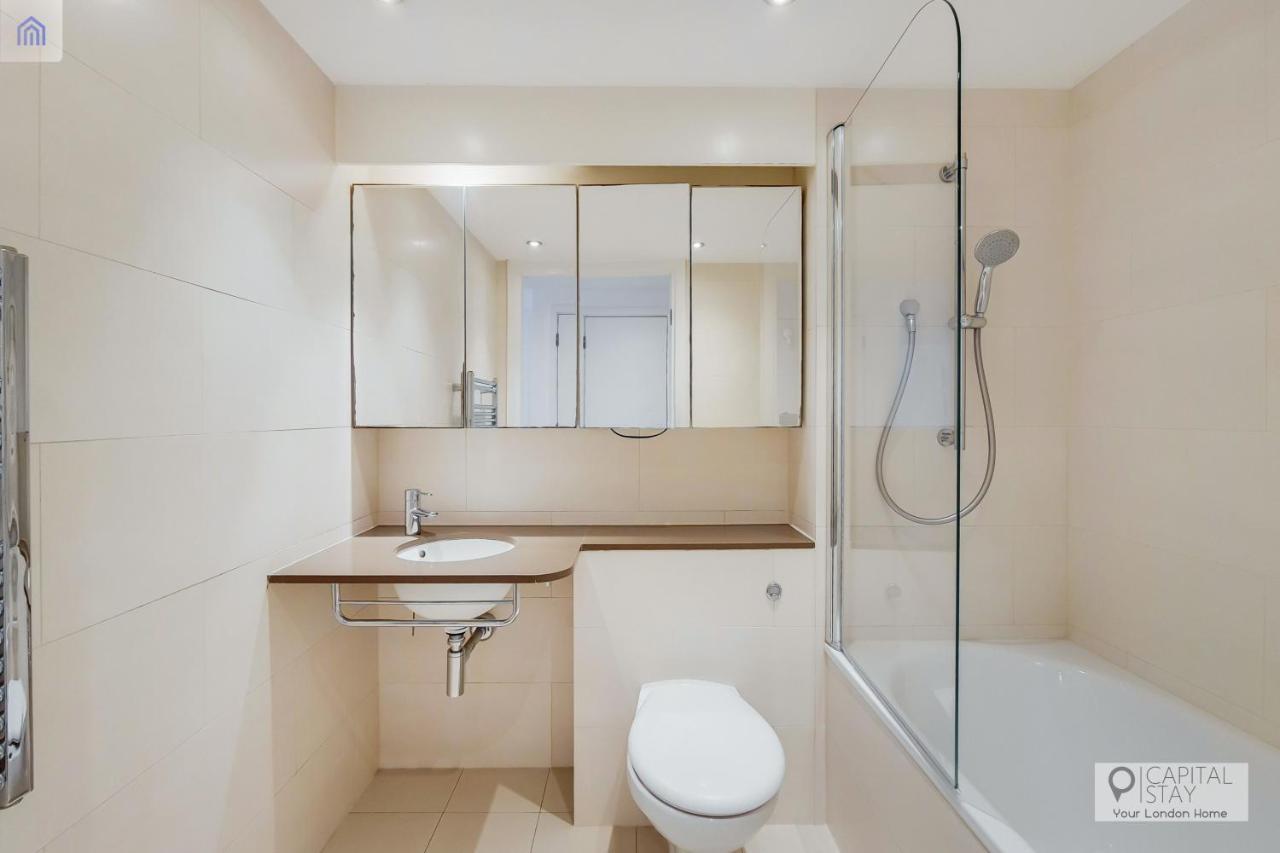 Fully Serviced Two Bed Apartment By Excel & O2 런던 외부 사진